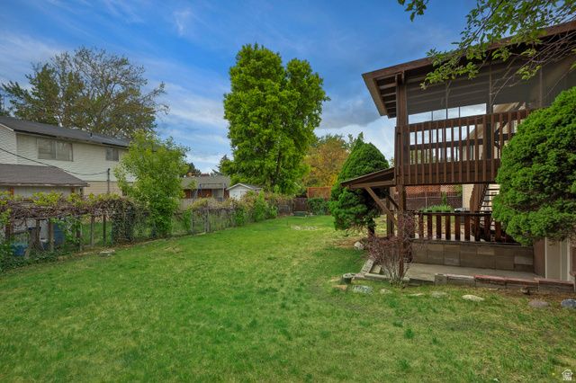 1722 E KIMSBROUGH RD, Sandy, UT 84092