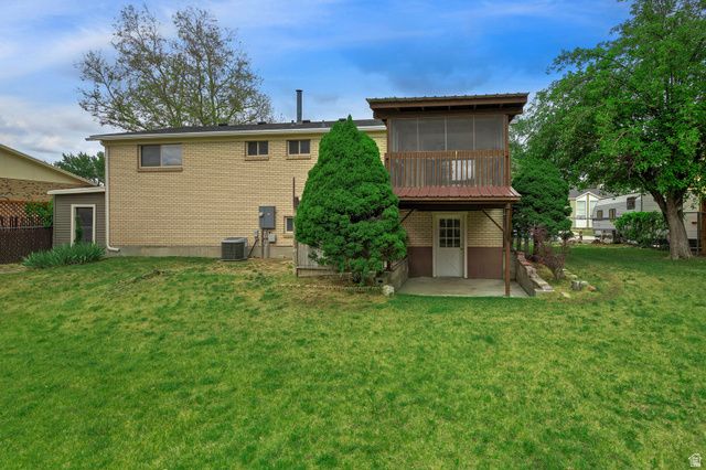 1722 E KIMSBROUGH RD, Sandy, UT 84092