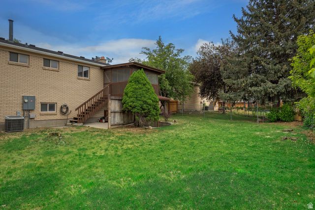 1722 E KIMSBROUGH RD, Sandy, UT 84092