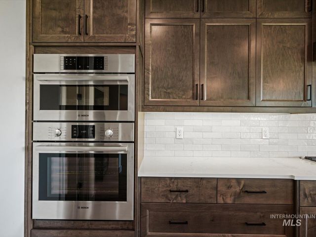 6952 E Chicken Hawk Loop, Nampa, ID 83686