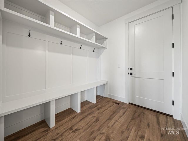 6952 E Chicken Hawk Loop, Nampa, ID 83686