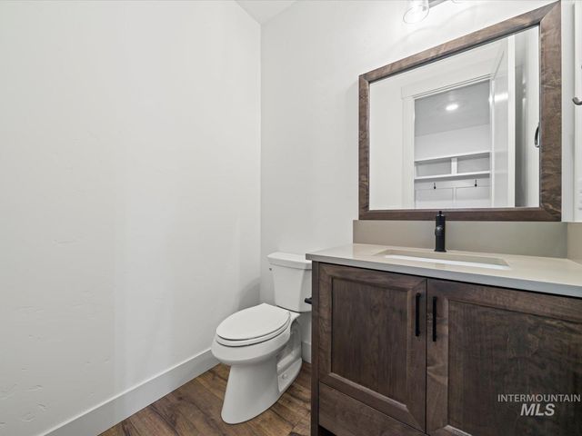 6952 E Chicken Hawk Loop, Nampa, ID 83686