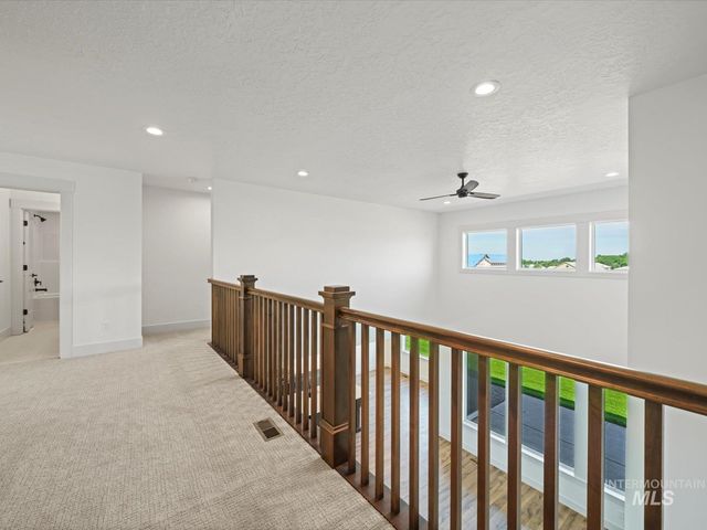 6952 E Chicken Hawk Loop, Nampa, ID 83686