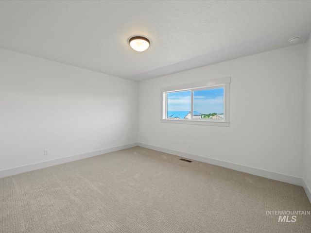 6952 E Chicken Hawk Loop, Nampa, ID 83686