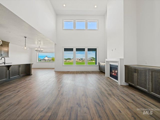 6952 E Chicken Hawk Loop, Nampa, ID 83686