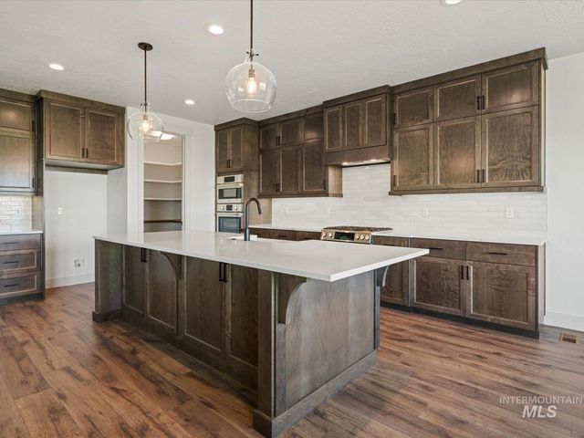 6952 E Chicken Hawk Loop, Nampa, ID 83686