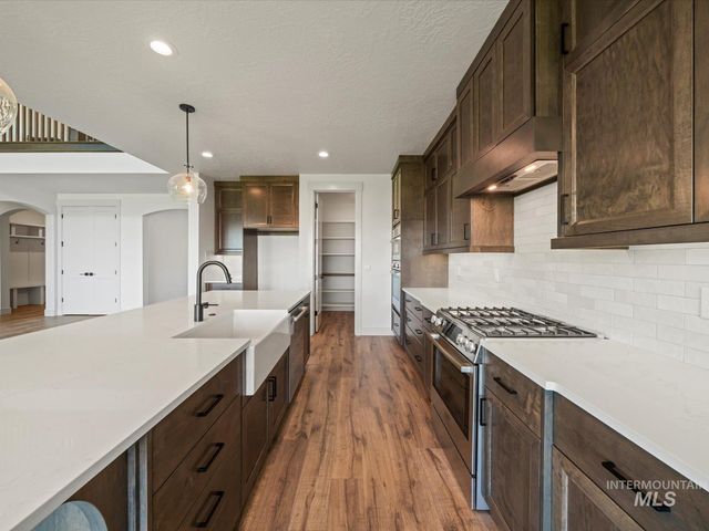 6952 E Chicken Hawk Loop, Nampa, ID 83686