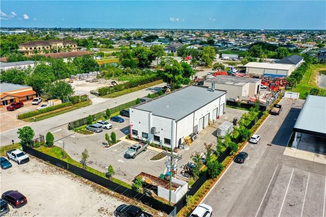 329 NE 3rd AVE, Cape Coral, FL 33909