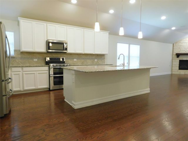 9616 Creekmere Drive, Denton, TX 76226
