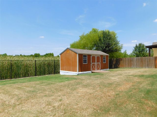 9616 Creekmere Drive, Denton, TX 76226