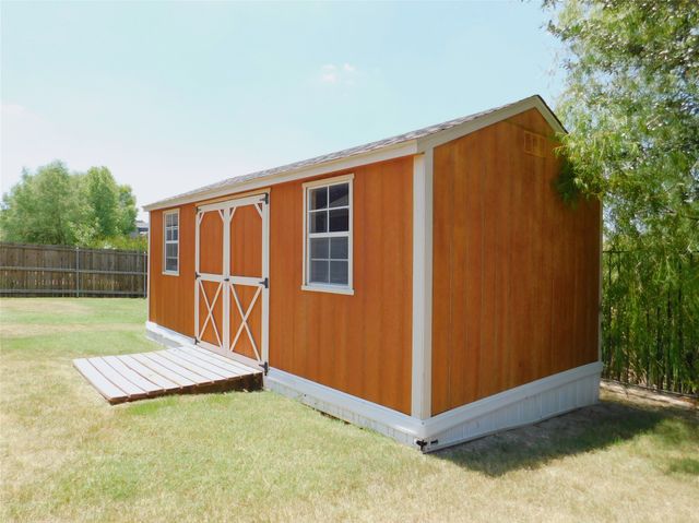 9616 Creekmere Drive, Denton, TX 76226