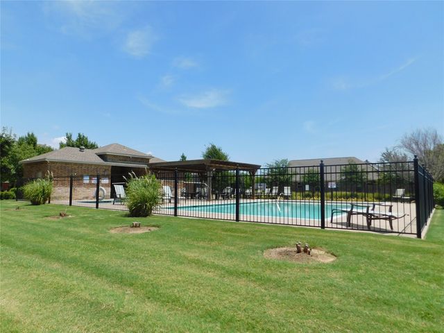 9616 Creekmere Drive, Denton, TX 76226