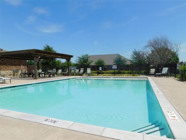 9616 Creekmere Drive, Denton, TX 76226
