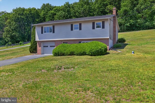 240 HARMAN RD, Halifax, PA 17032
