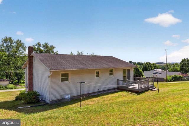 240 HARMAN RD, Halifax, PA 17032