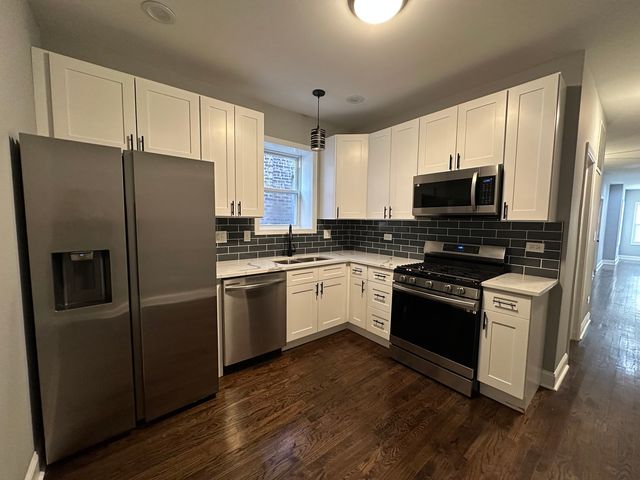 8125 S Marshfield Avenue 1, Chicago, IL 60620