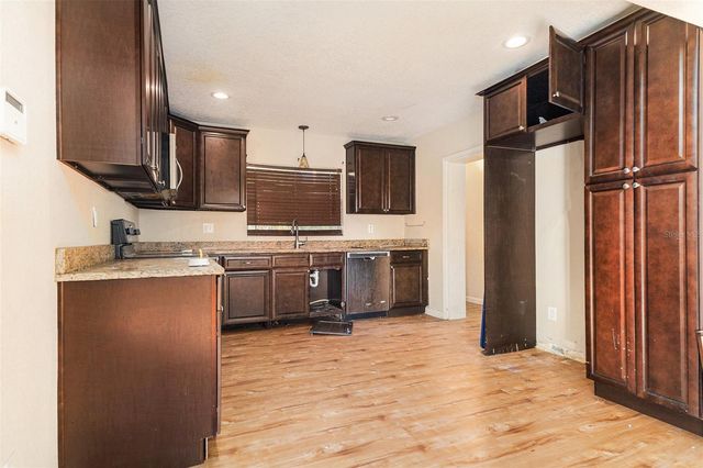 625 AVENUE D NE, Winter Haven, FL 33881