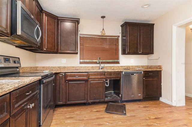 625 AVENUE D NE, Winter Haven, FL 33881