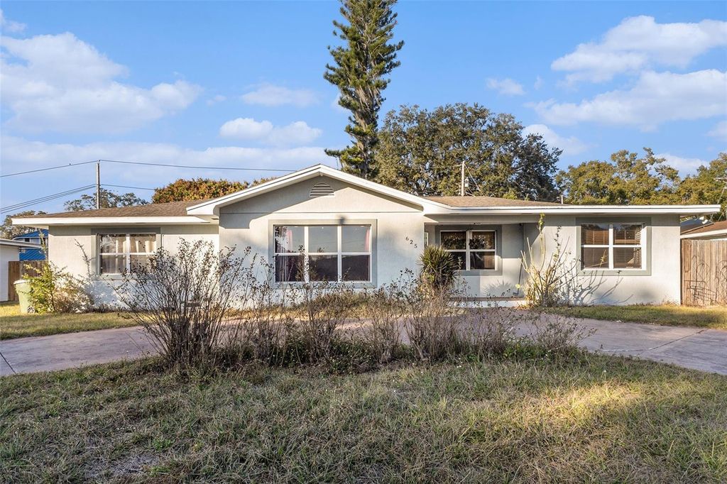 625 AVENUE D NE, Winter Haven, FL 33881