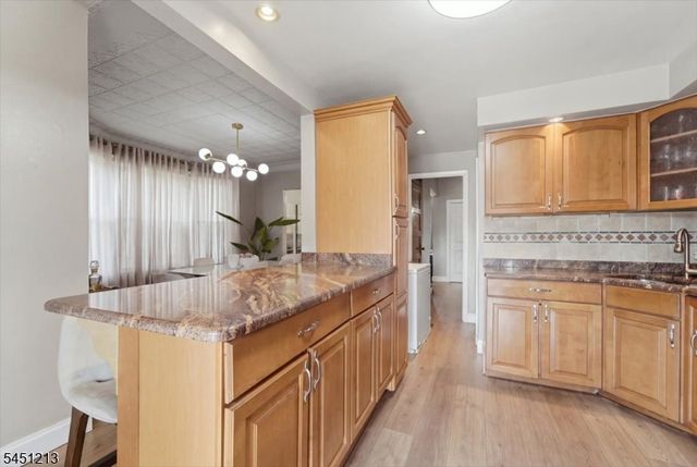 87 Curie Ave, Clifton City, NJ 07011