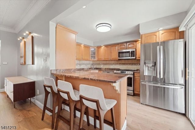 87 Curie Ave, Clifton City, NJ 07011