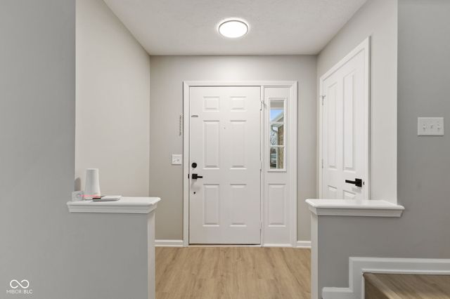 817 Timber Creek Drive, Indianapolis, IN 46239