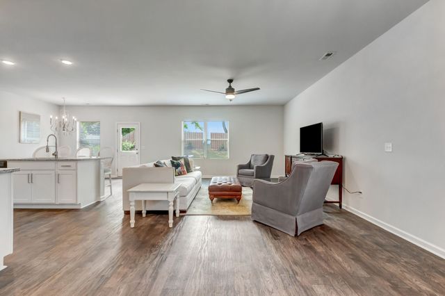 4112 Cadence Dr, Spring Hill, TN 37174