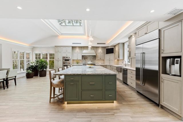 101 Draper Rd, Wayland, MA 01778