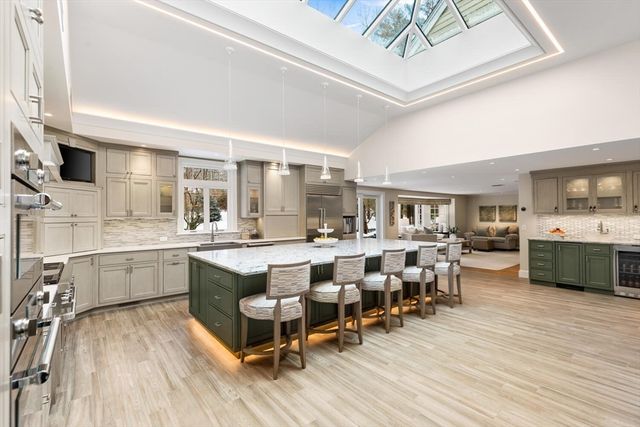 101 Draper Rd, Wayland, MA 01778