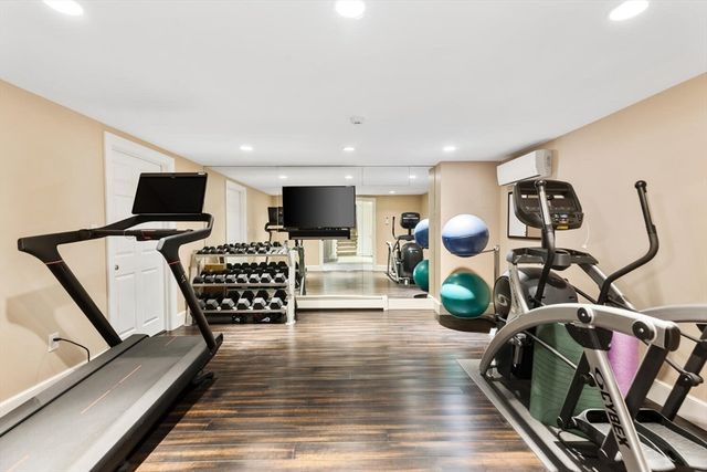 101 Draper Rd, Wayland, MA 01778