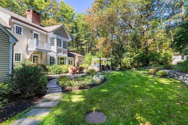 101 Draper Rd, Wayland, MA 01778