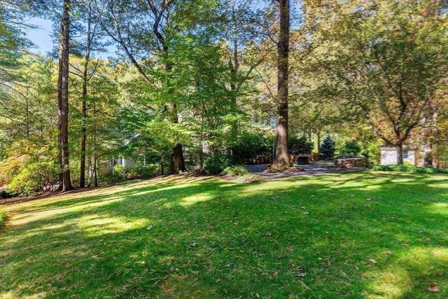 101 Draper Rd, Wayland, MA 01778