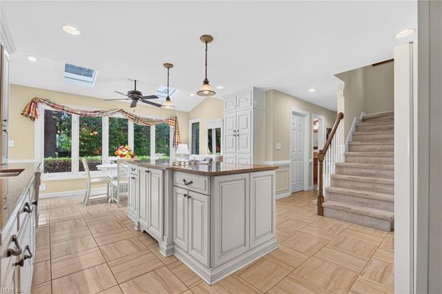 821 Quail Pointe CV, Virginia Beach, VA 23454