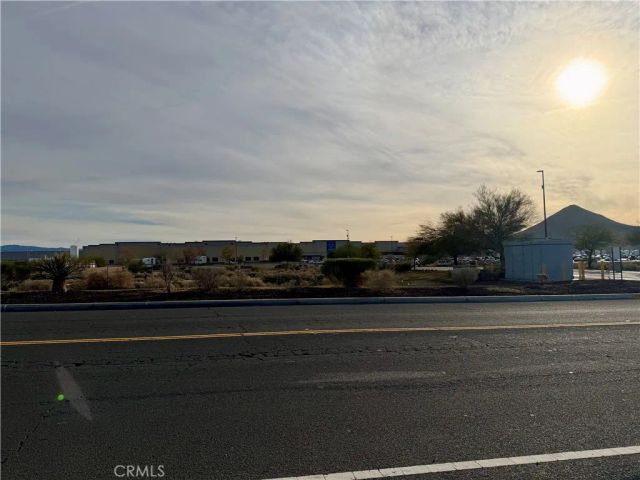 19299 Via Vista, Apple Valley, CA 92307