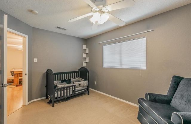 10708 Emerald Park Lane, Fort Worth, TX 76052