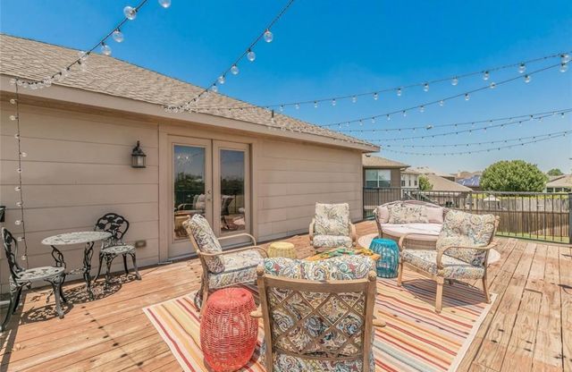 10708 Emerald Park Lane, Fort Worth, TX 76052