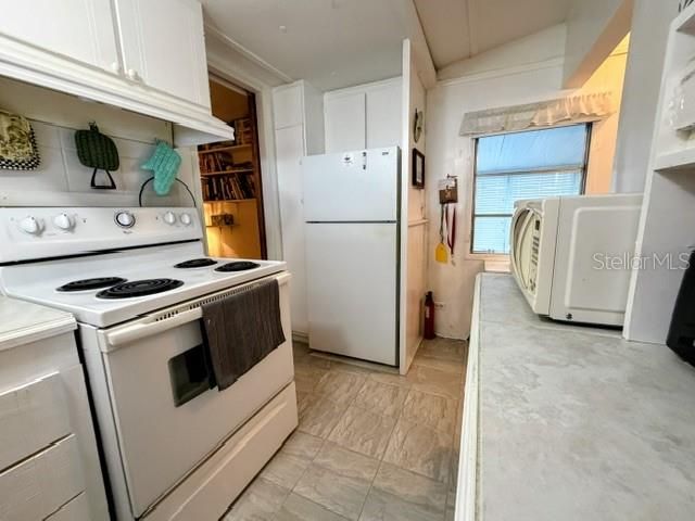 857 S GREEN CIRCLE, Venice, FL 34285