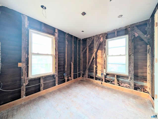 158 Cliff Street, Naugatuck, CT 06770