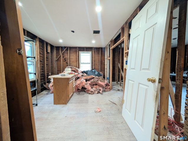 158 Cliff Street, Naugatuck, CT 06770