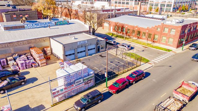 2724 N Pulaski Road, Chicago, IL 60639