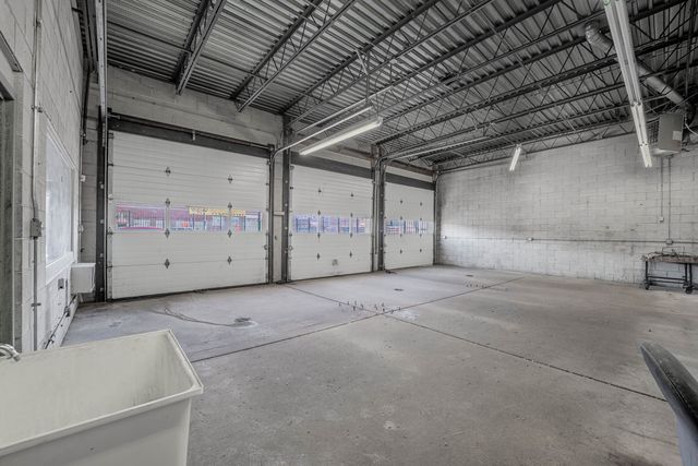 2724 N Pulaski Road, Chicago, IL 60639