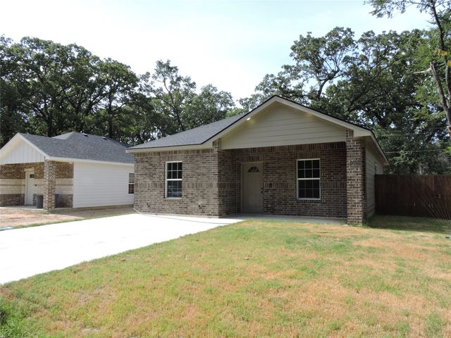 106 Navajo Drive, Mabank, TX 75156