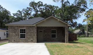 106 Navajo Drive, Mabank, TX 75156