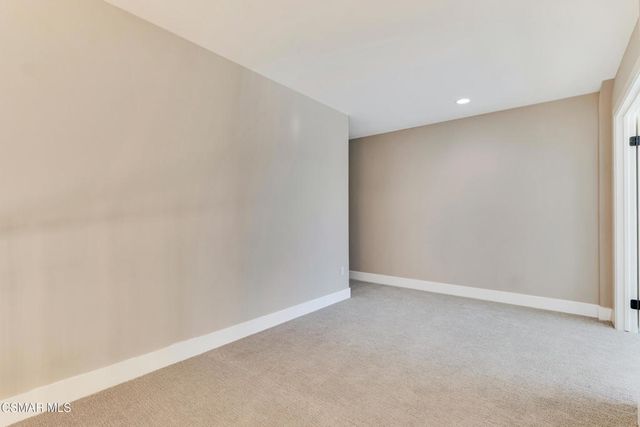 260 Goldenwood Circle, Simi Valley, CA 93065