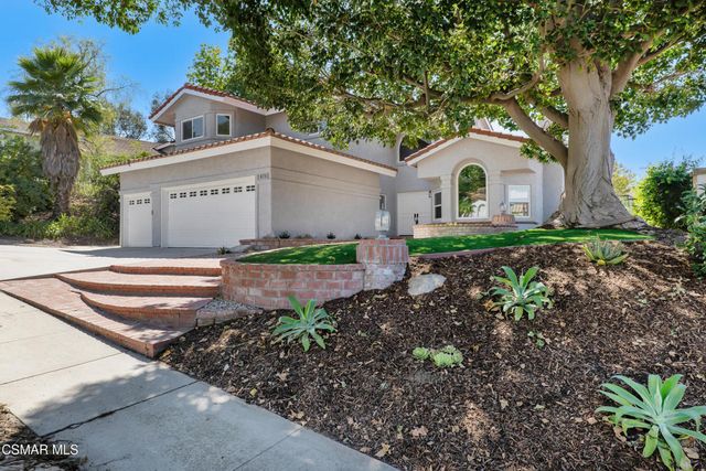 260 Goldenwood Circle, Simi Valley, CA 93065