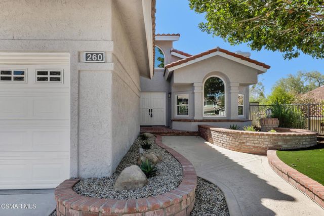 260 Goldenwood Circle, Simi Valley, CA 93065