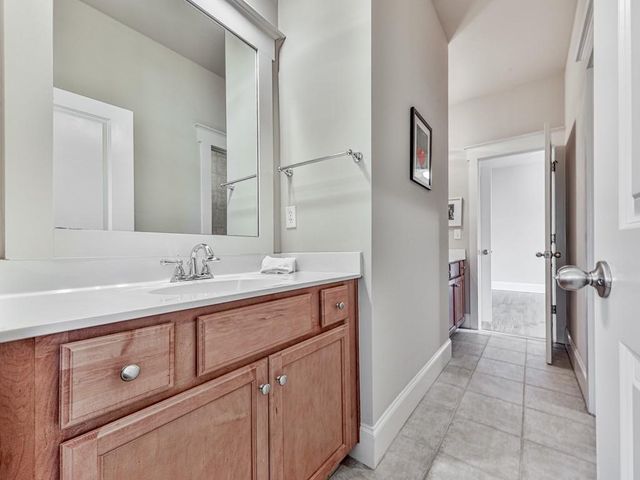1110 Parkview SE Place, Smyrna, GA 30080