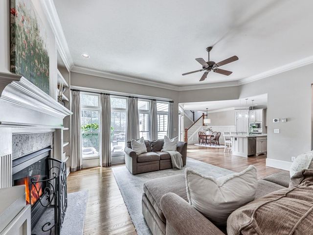 1110 Parkview SE Place, Smyrna, GA 30080
