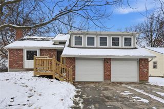 322 N Cherry Street, Gardner, KS 66030