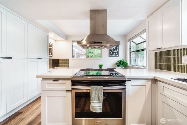 830 S 301st Place, Federal Way, WA 98003